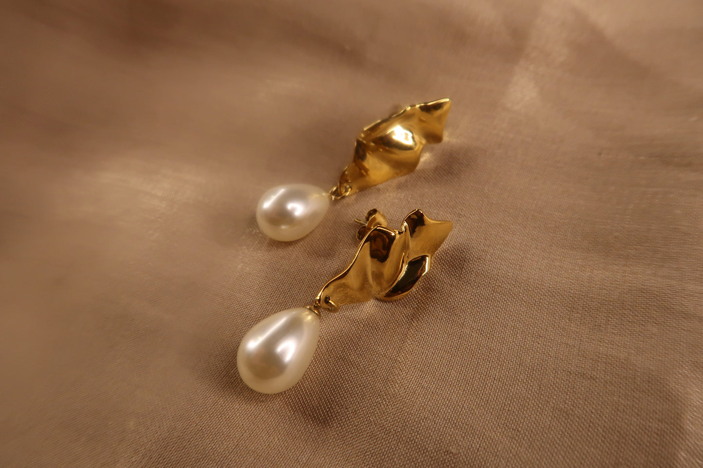 Pearl Drop Earrings