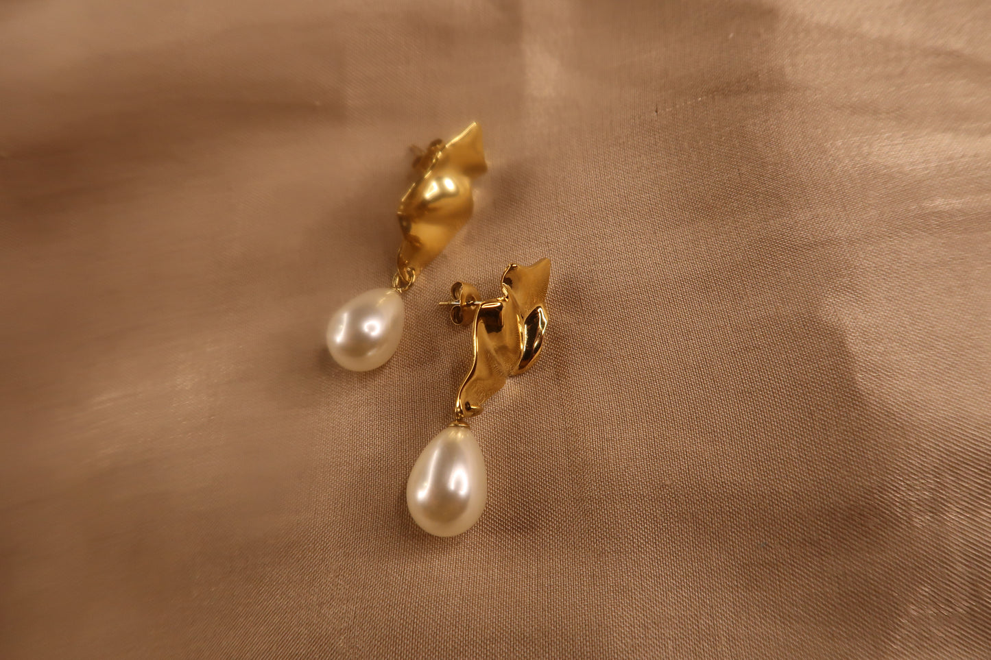 Pearl earrings